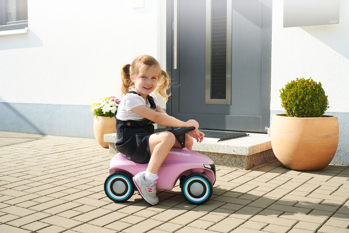 BIG Bobby Car Neo pink – rear trailer hitch