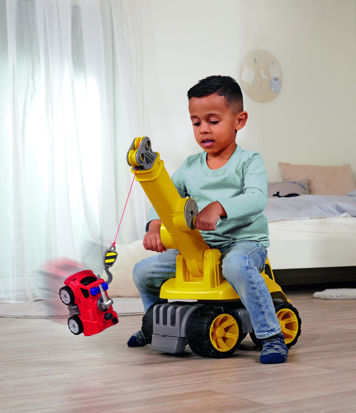 BIG Maxi crane ride-on – crane arm rotating 360°