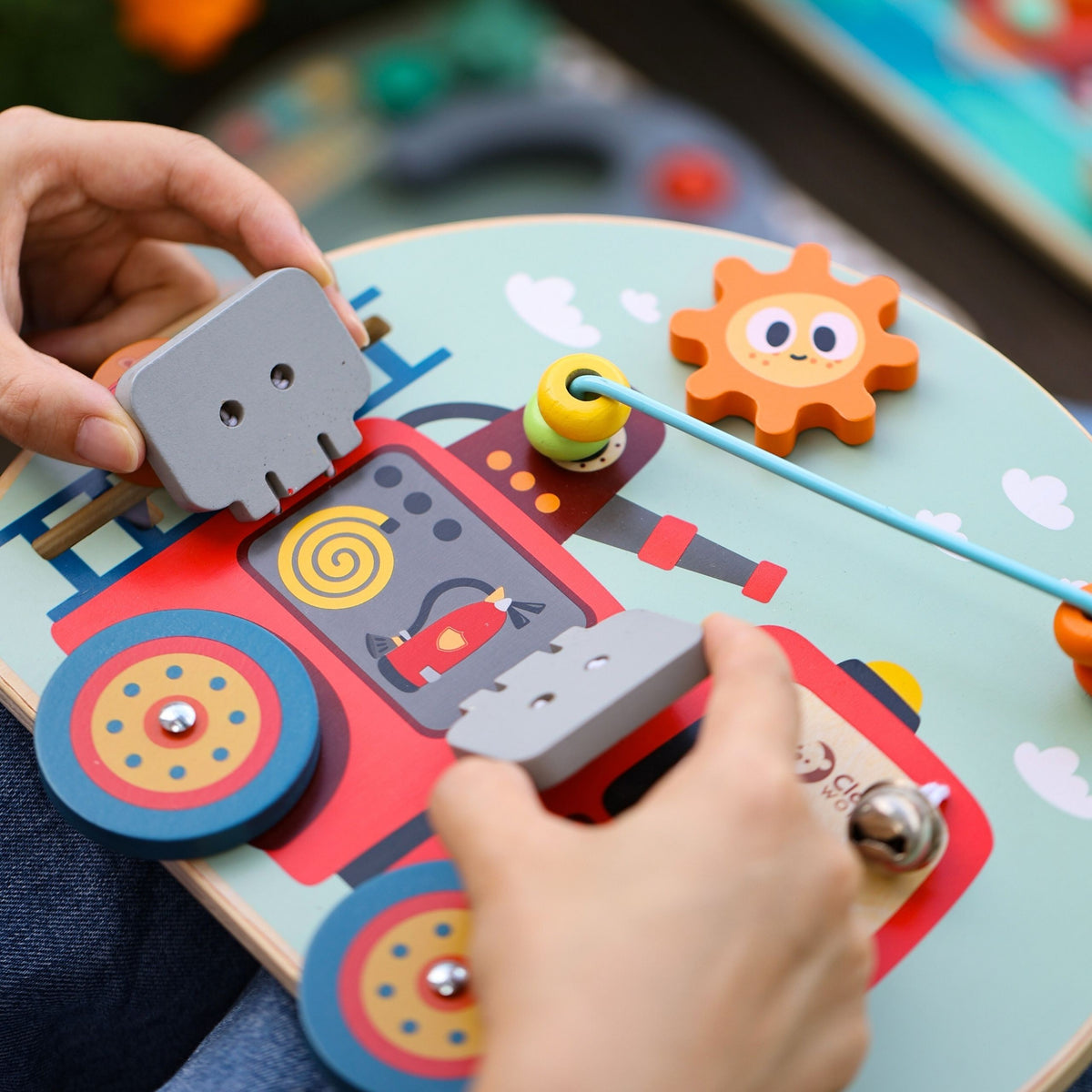 Classic World fire engine board – spinning wheel