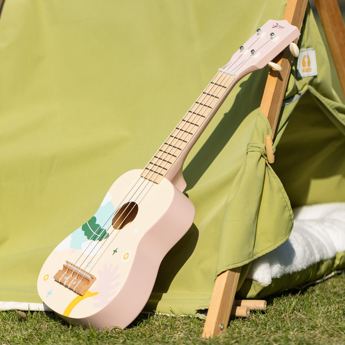 Classic World pink ukulele – protective cover