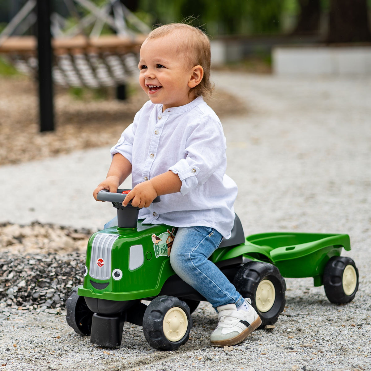 FALK Birdy Farm traktors – atzveltne, ko var izmantot kā rokturi