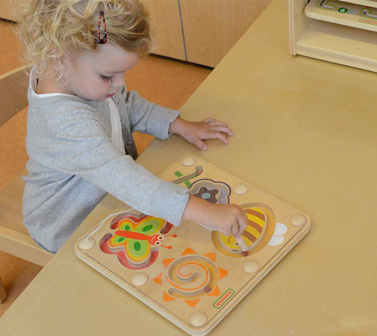 Masterkidz kukaiņu labirints – magnētiskais zīmulis auklā