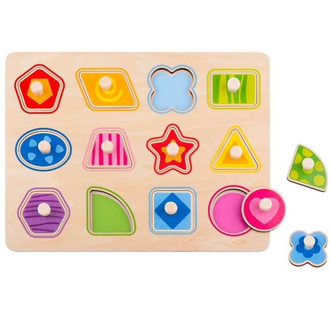 Tooky Toy shapes puzzle – toddler fitting a shape