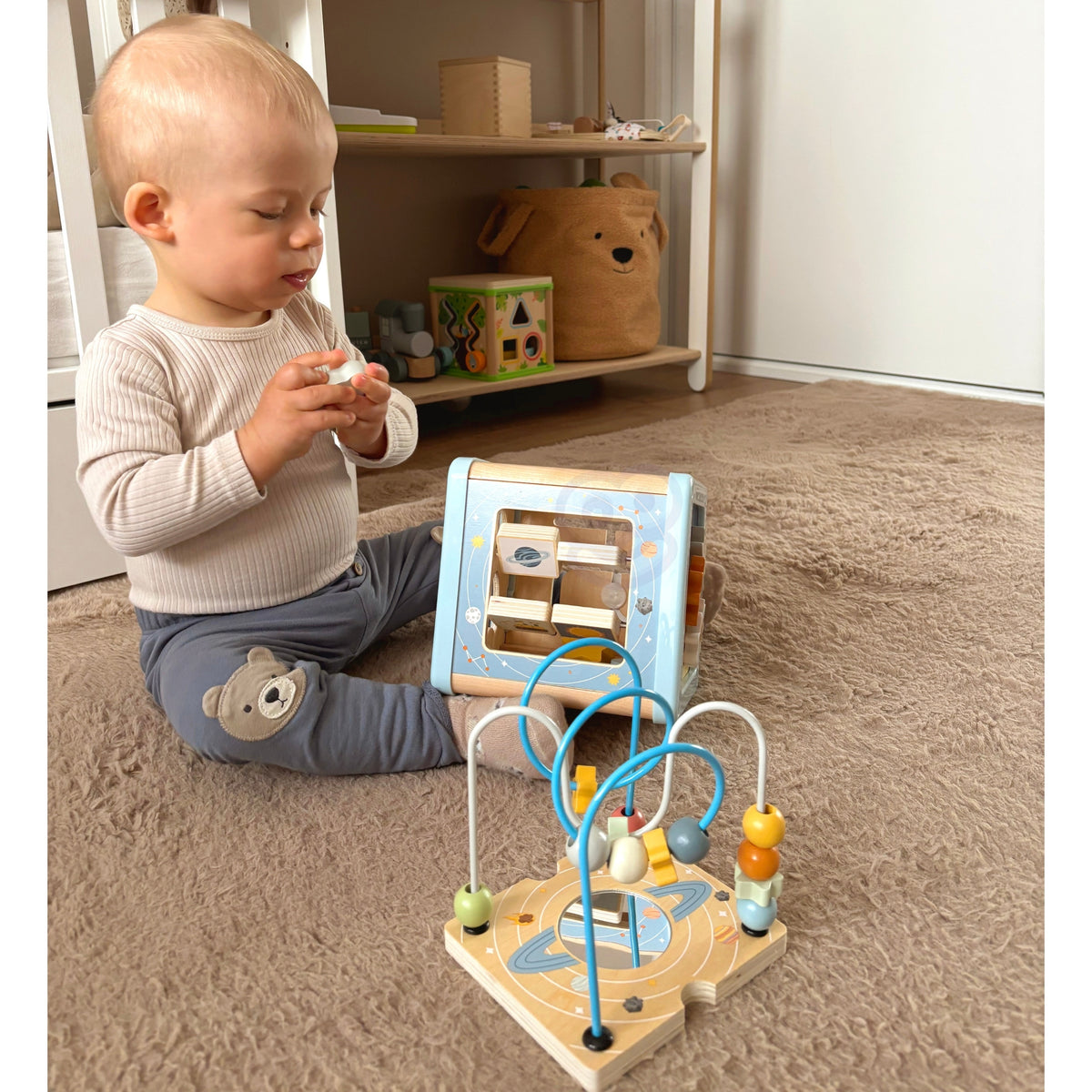 Tooky Toy kosmosa kubs – pērlīšu labirints ar spoguli