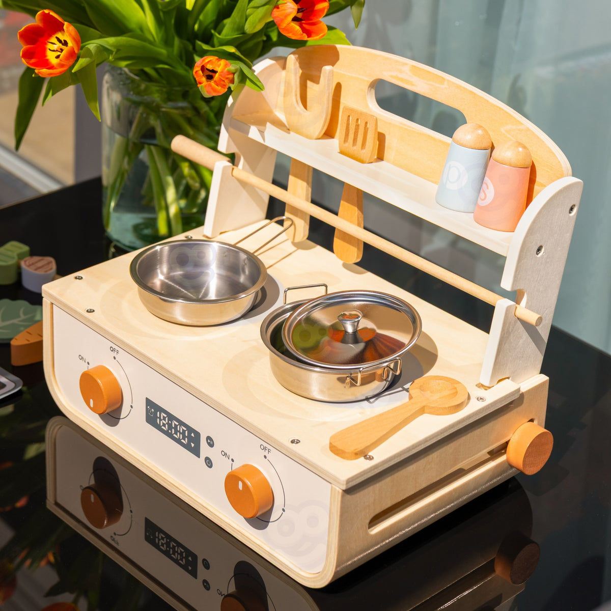 Tooky Toy plīts ar grilu – plīts ar diviem degļiem un paneli