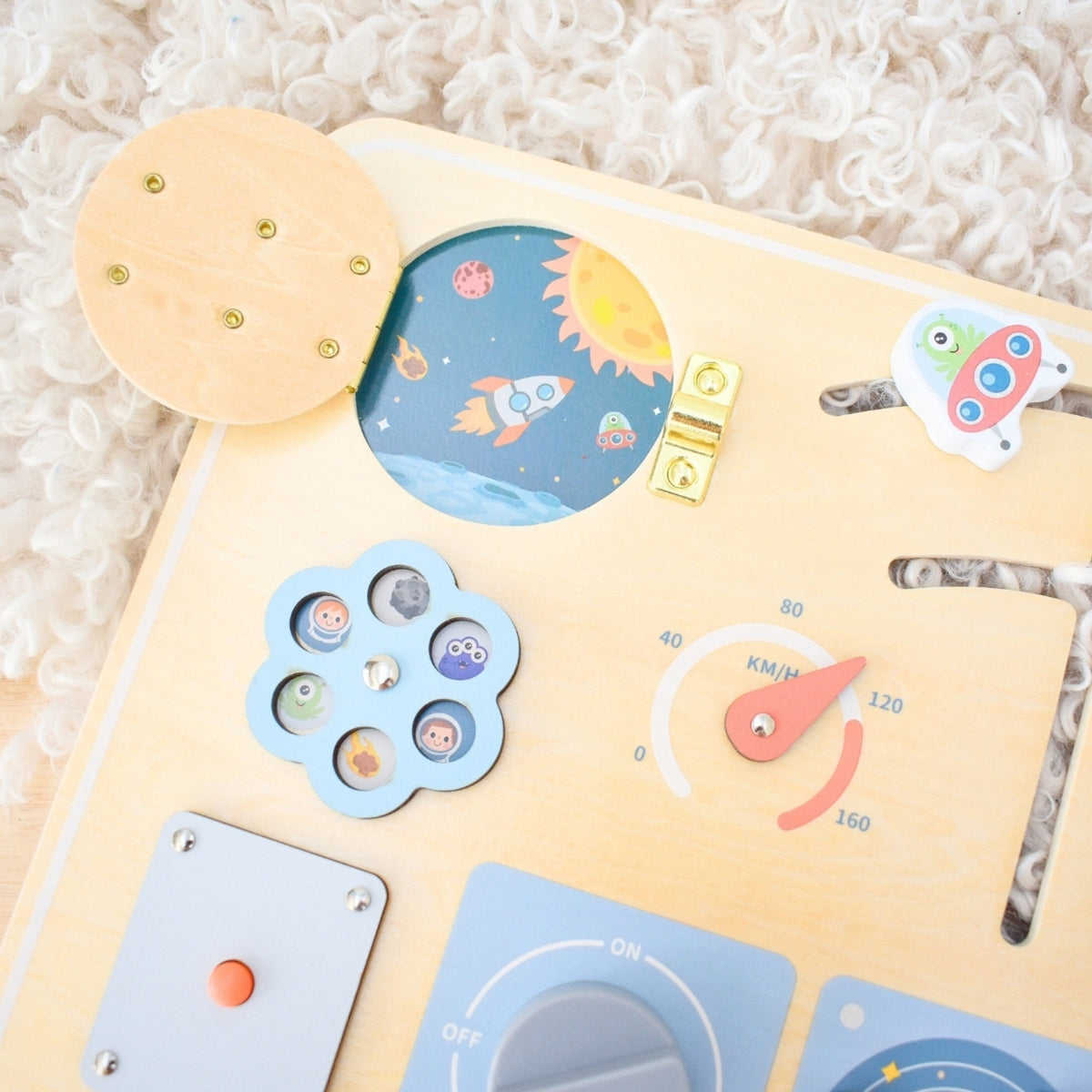 Kosmosa tēmas Montessori dēlis no 3 gadiem