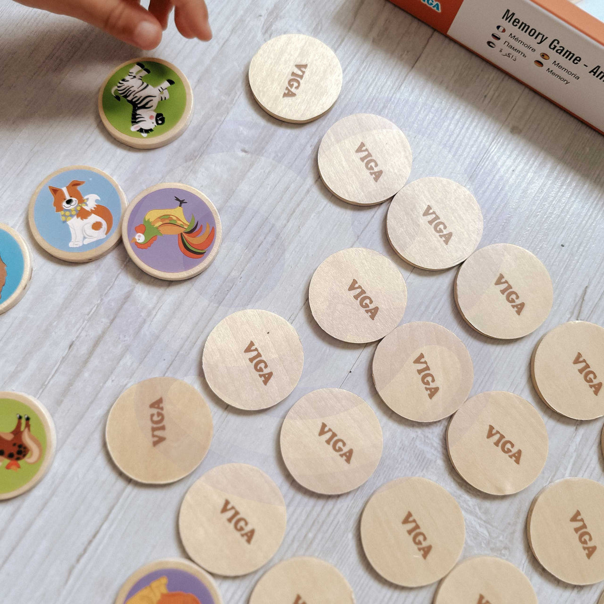 Viga animal memory game – game box for kids