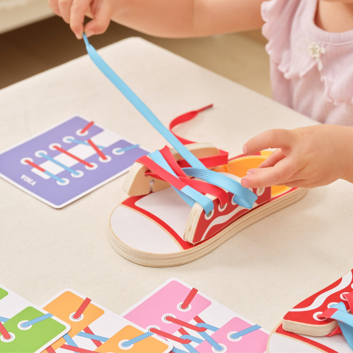 Viga shoe lacing trainer – tied bow for kids