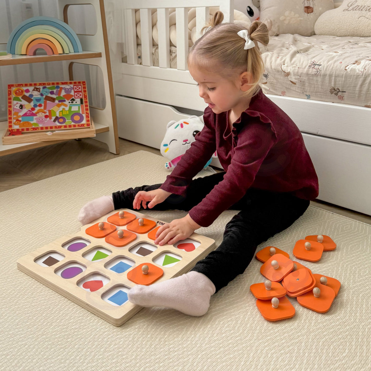 Viga lift-the-flap memory game – board with 16 round flaps