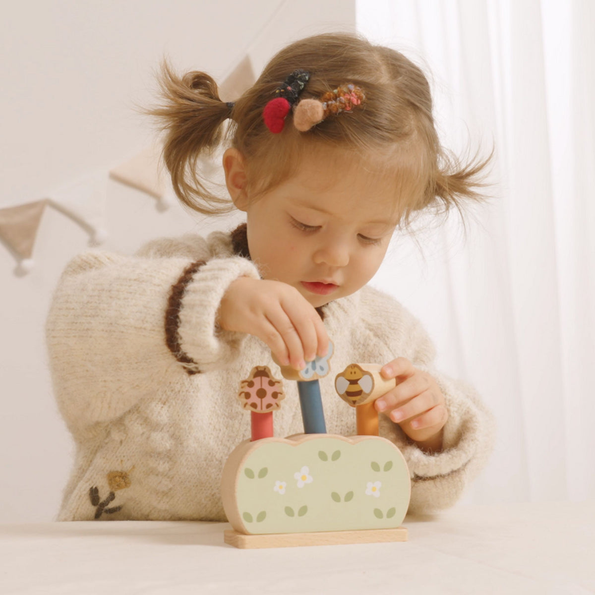 Viga PolarB jumping bugs – ladybird, bee and butterfly