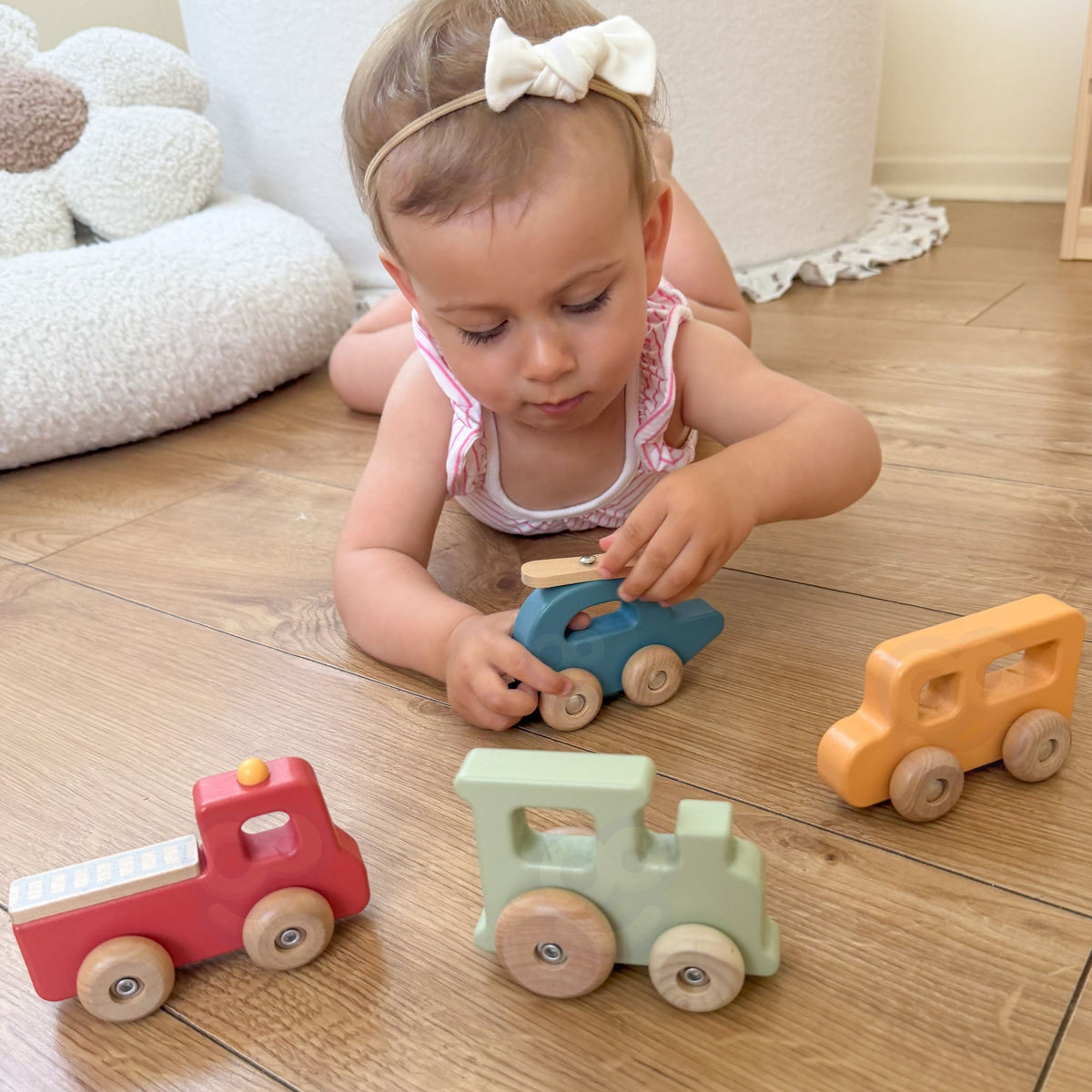Viga PolarB wooden vehicles – plane with propeller
