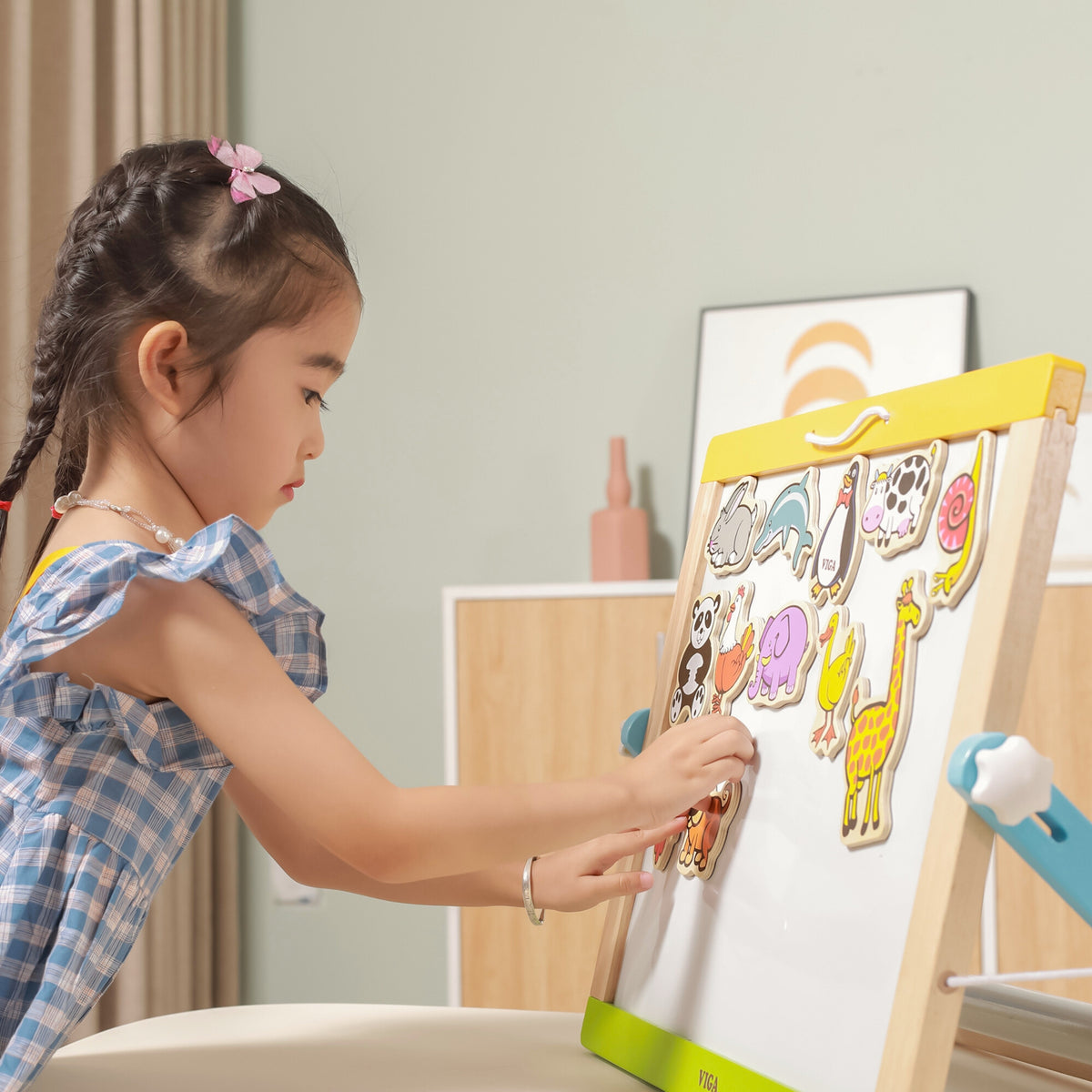 Viga animal magnets – colourful box for kids