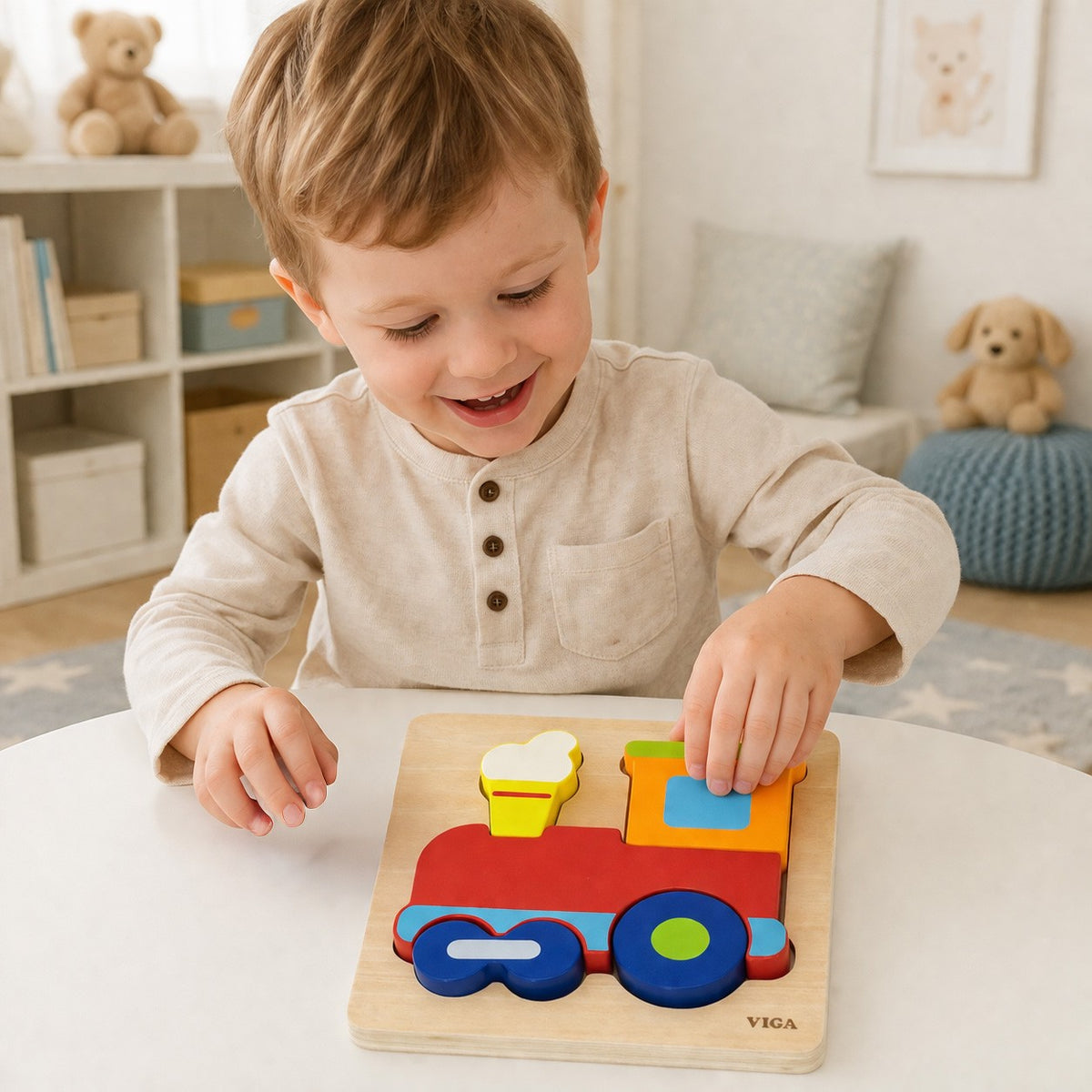 Viga wooden train puzzle – raised train pieces