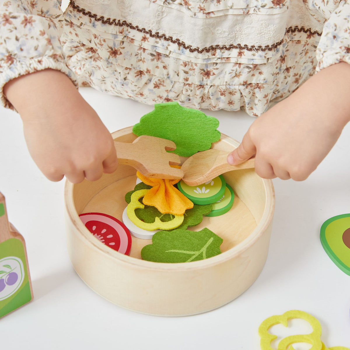 Viga wooden salad set – recipe cards for kids