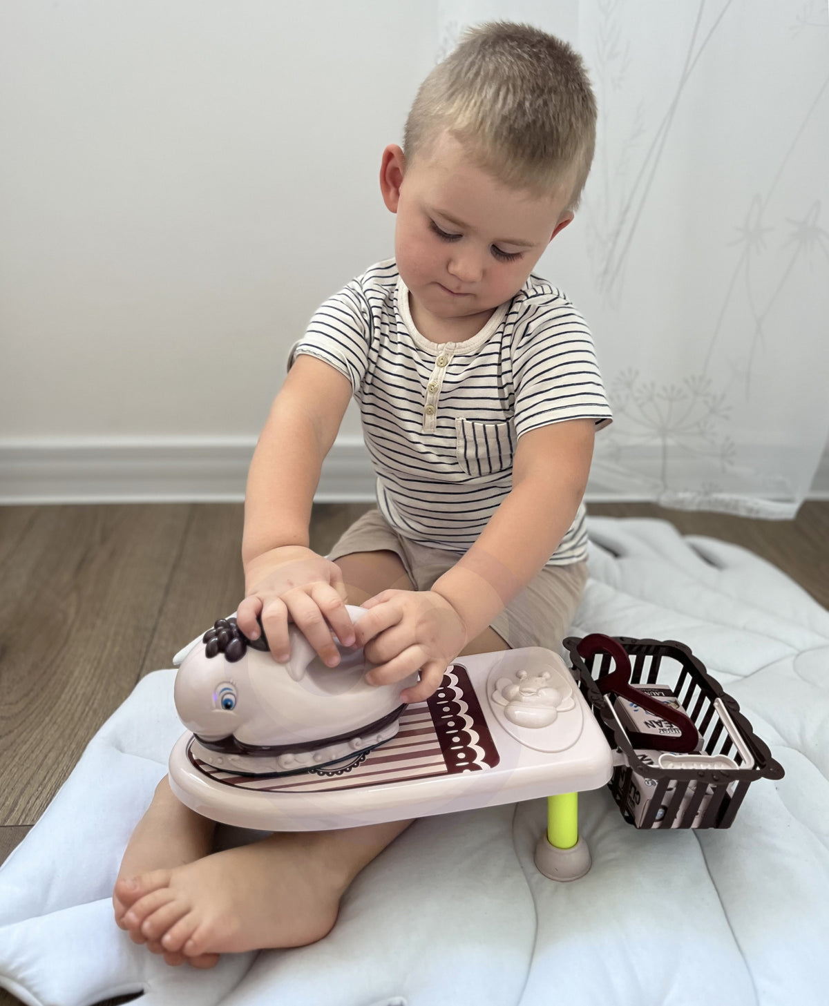 Woopie musical ironing set – iron with lights and sounds