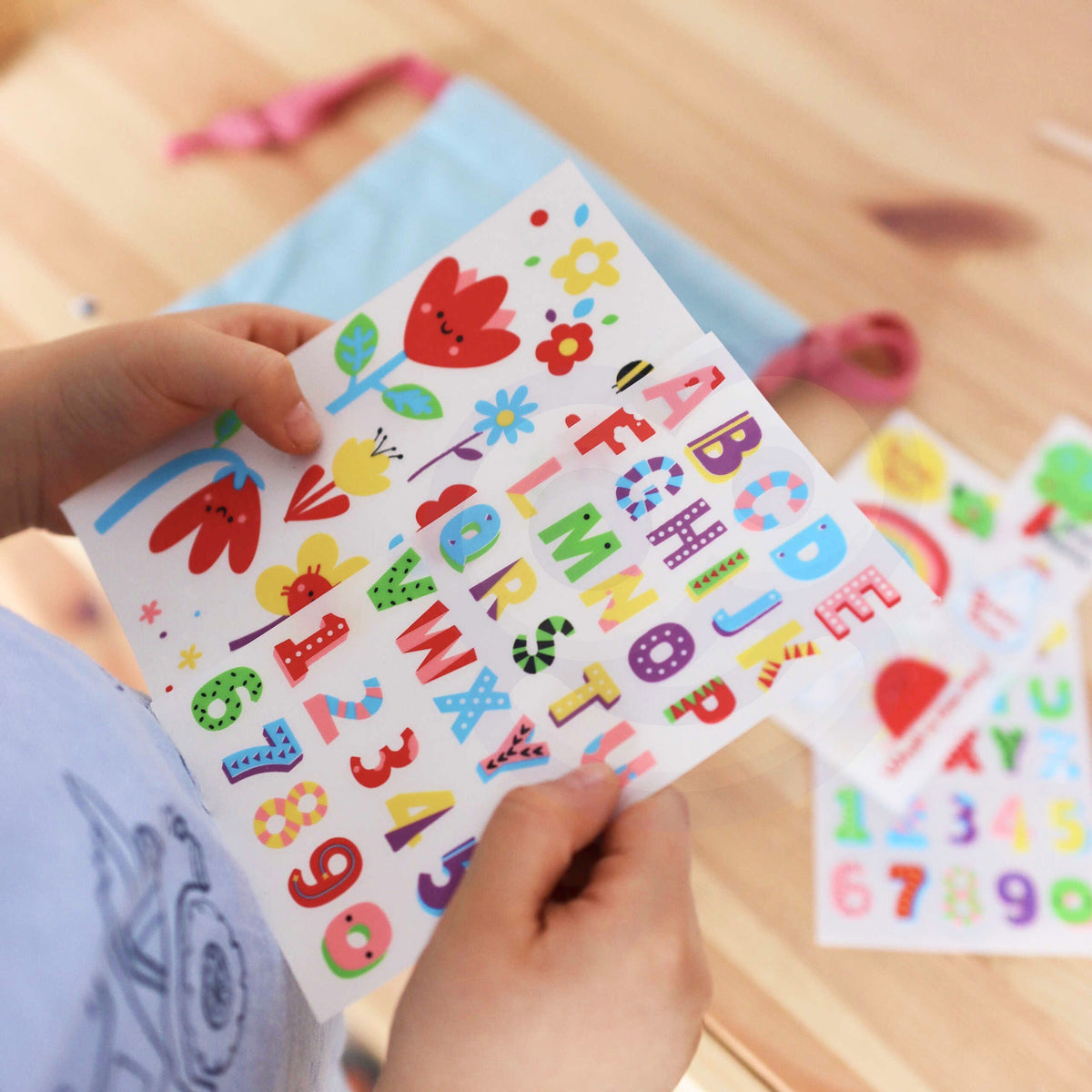 Bag decorating kit – 5 sticker sheets with over 109 stickers