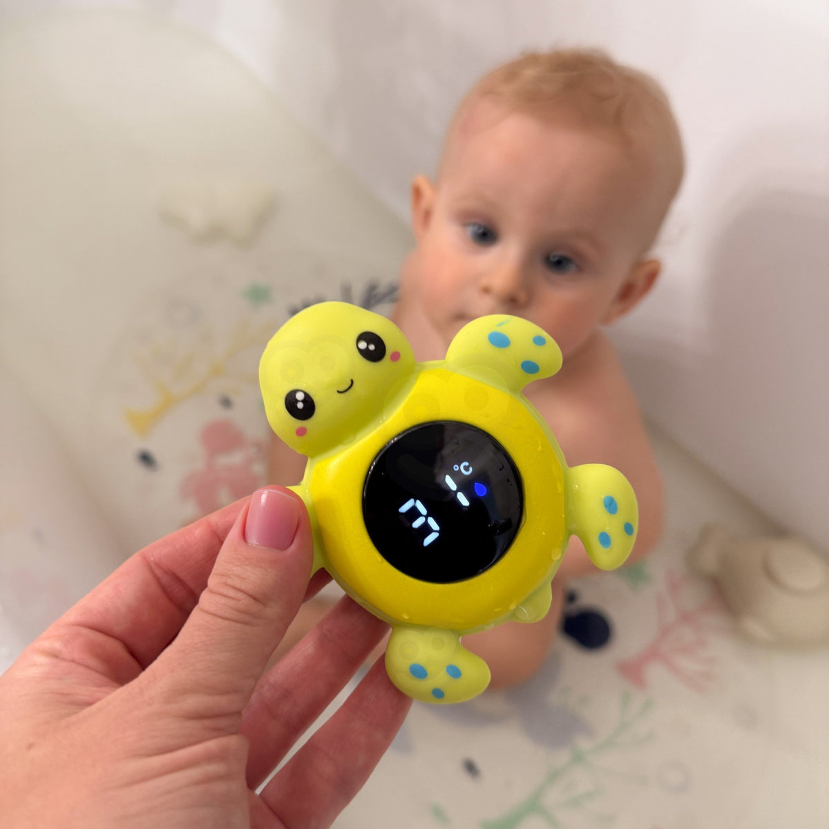 Woopie Baby turtle thermometer – green ideal temperature light