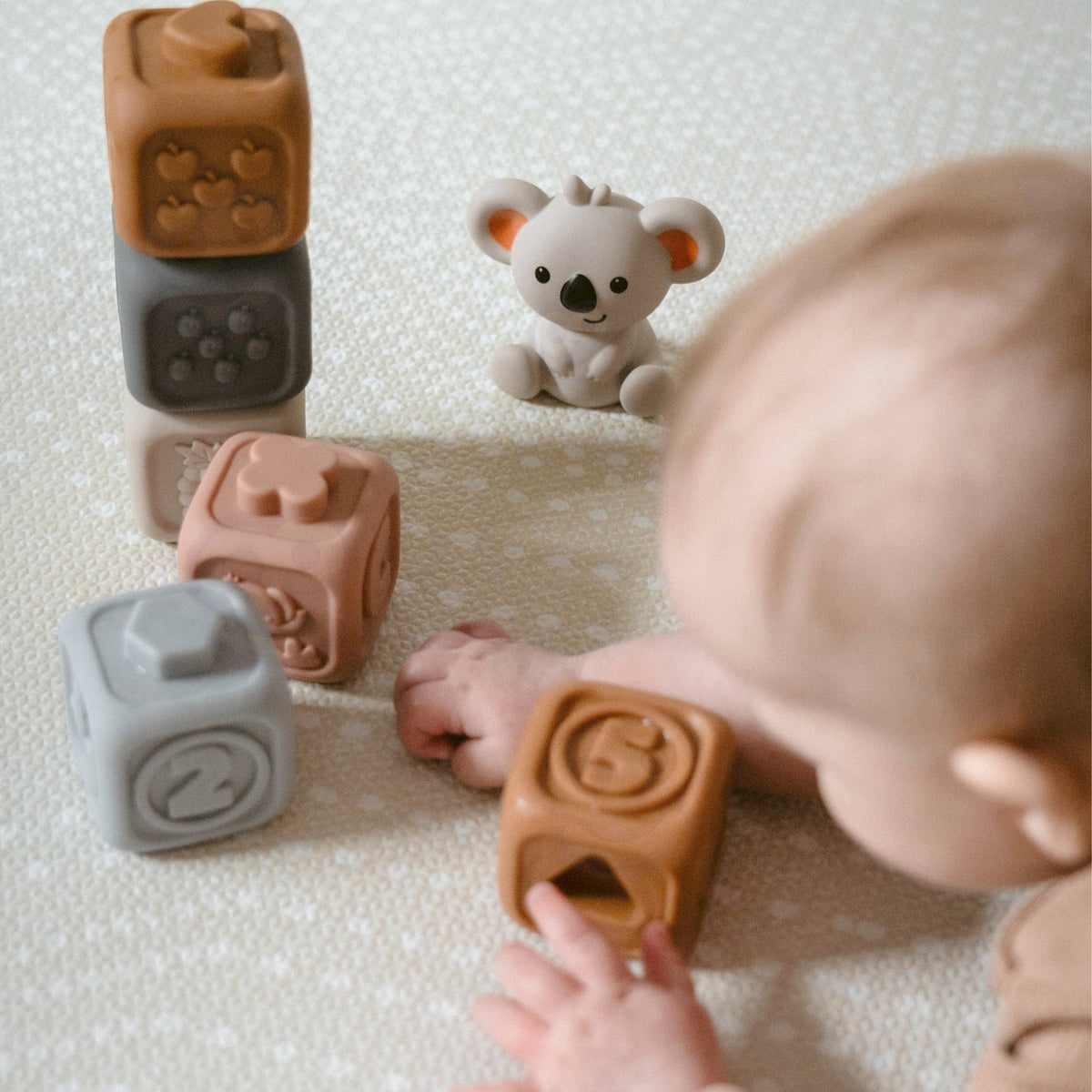 Woopie Baby sensorie klucīši – mīksti klucīši ar cipariem