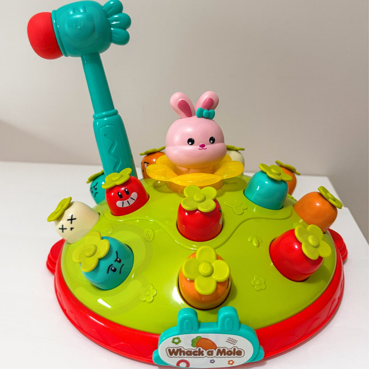 Woopie Baby “Sit burkānu” – mīksts āmuriņš
