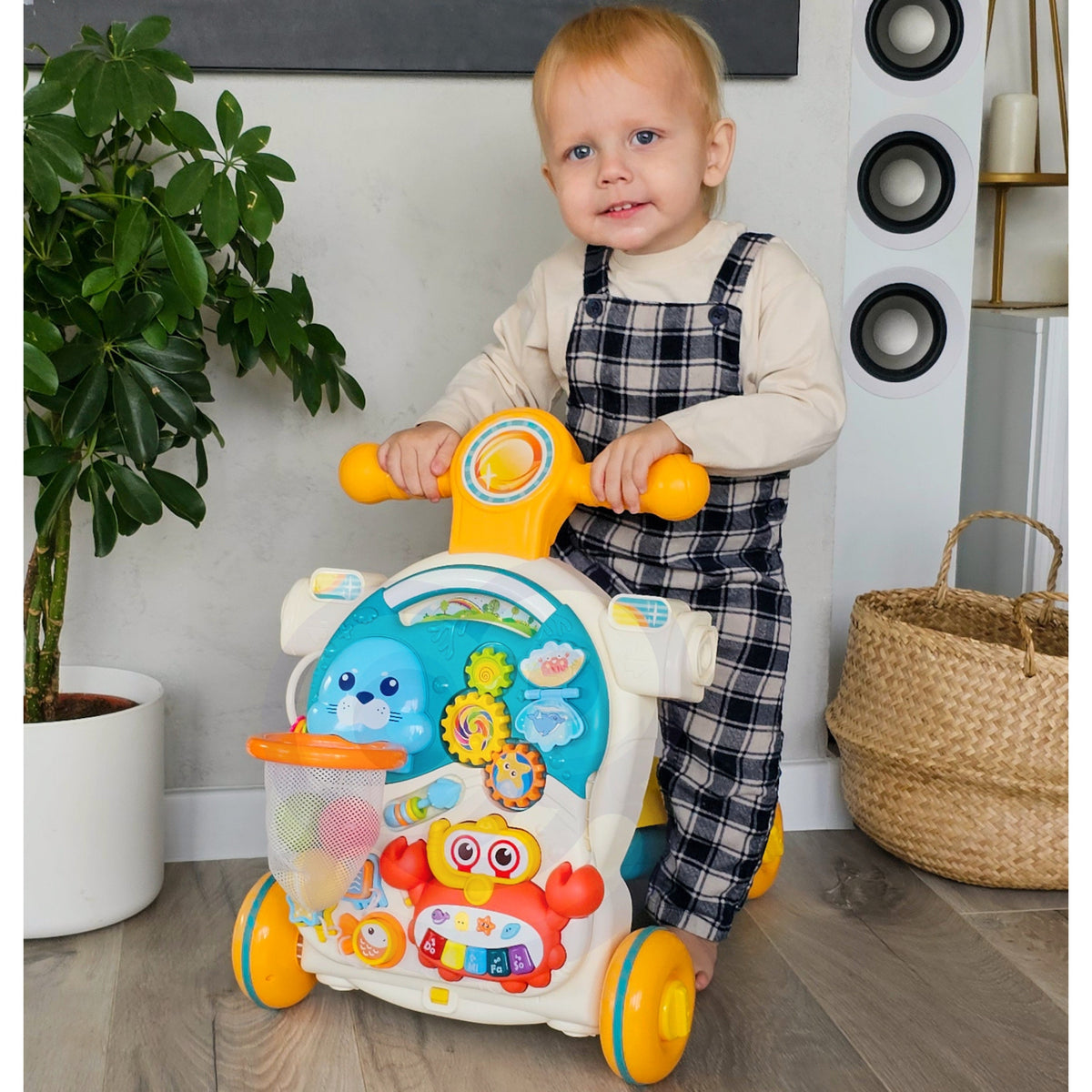 Woopie Baby 4-in-1 walker – abacus and movable doors