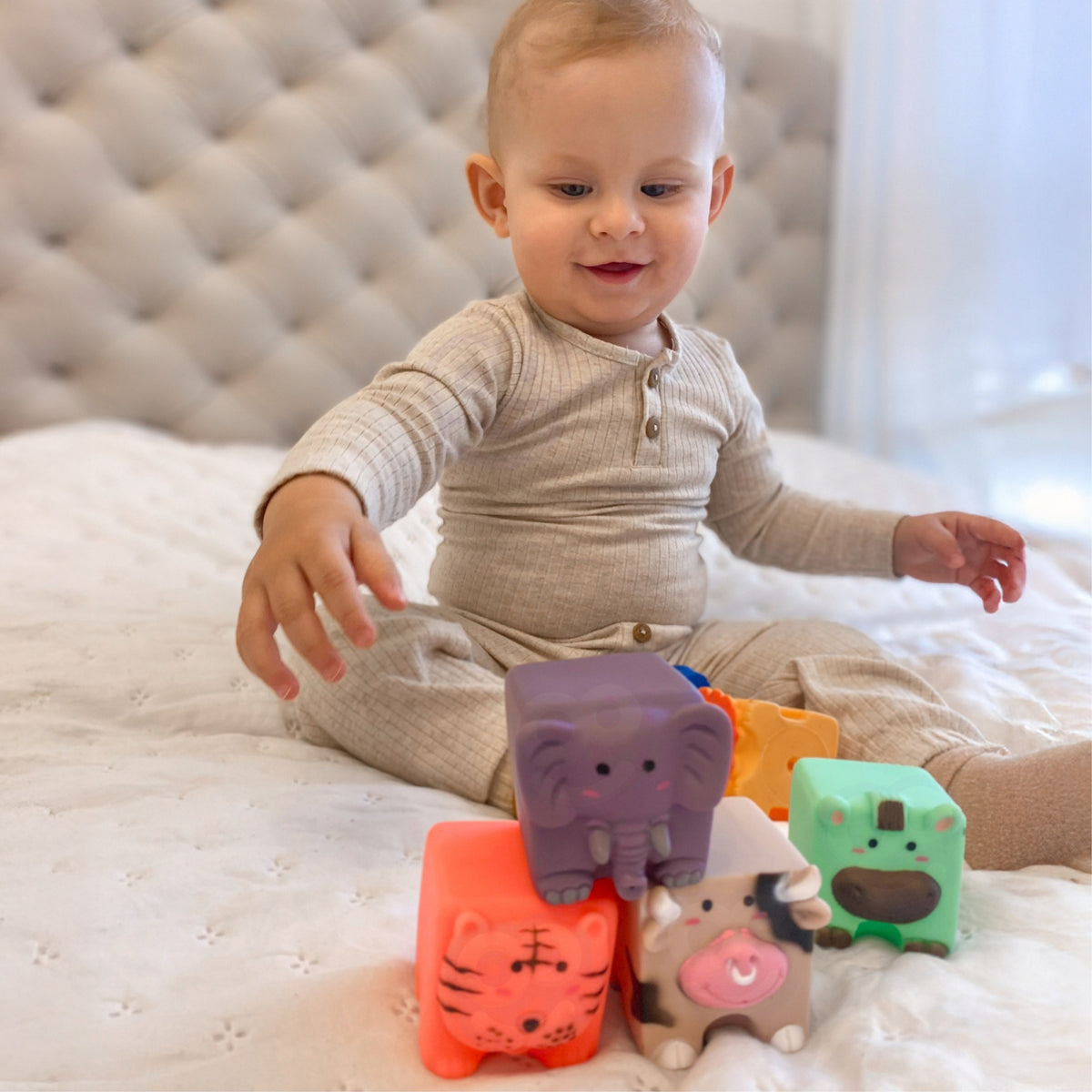 Woopie Baby sensory animal blocks – raised animal shapes