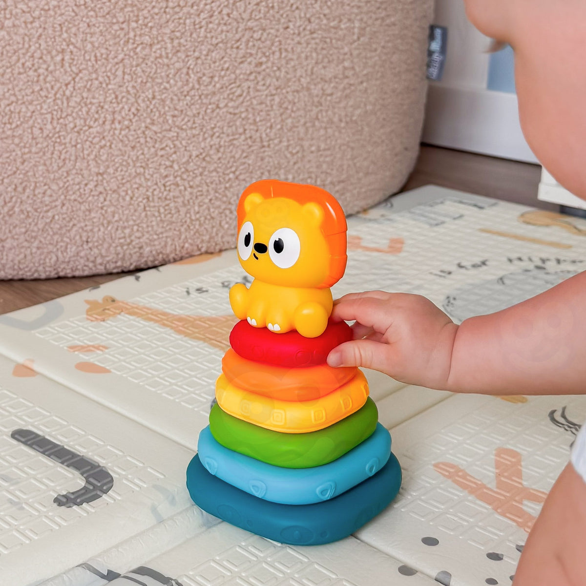 Woopie Baby lauvas piramīda – rakstaini riņķi
