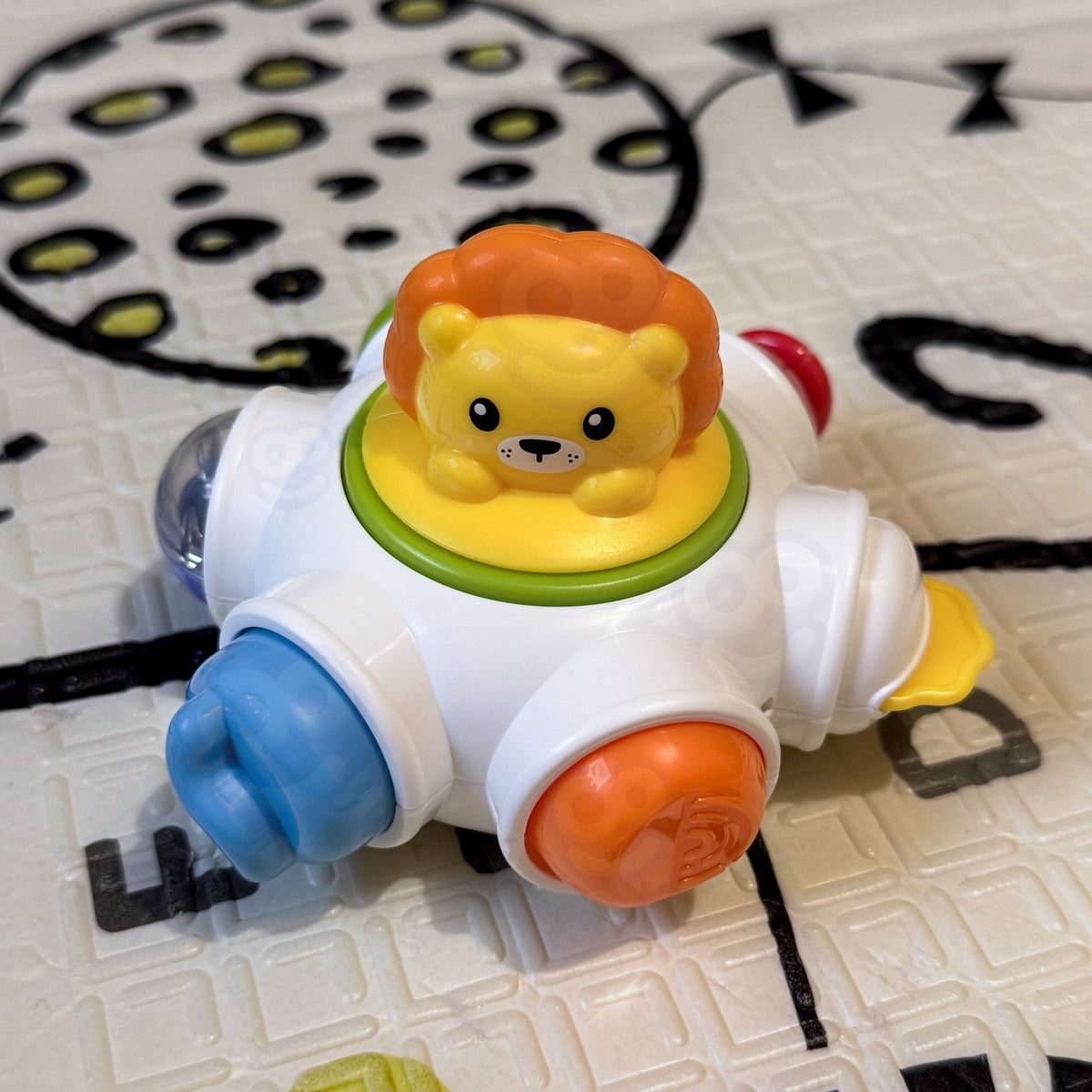 Space rocket toy – six panels to turn, press and pull