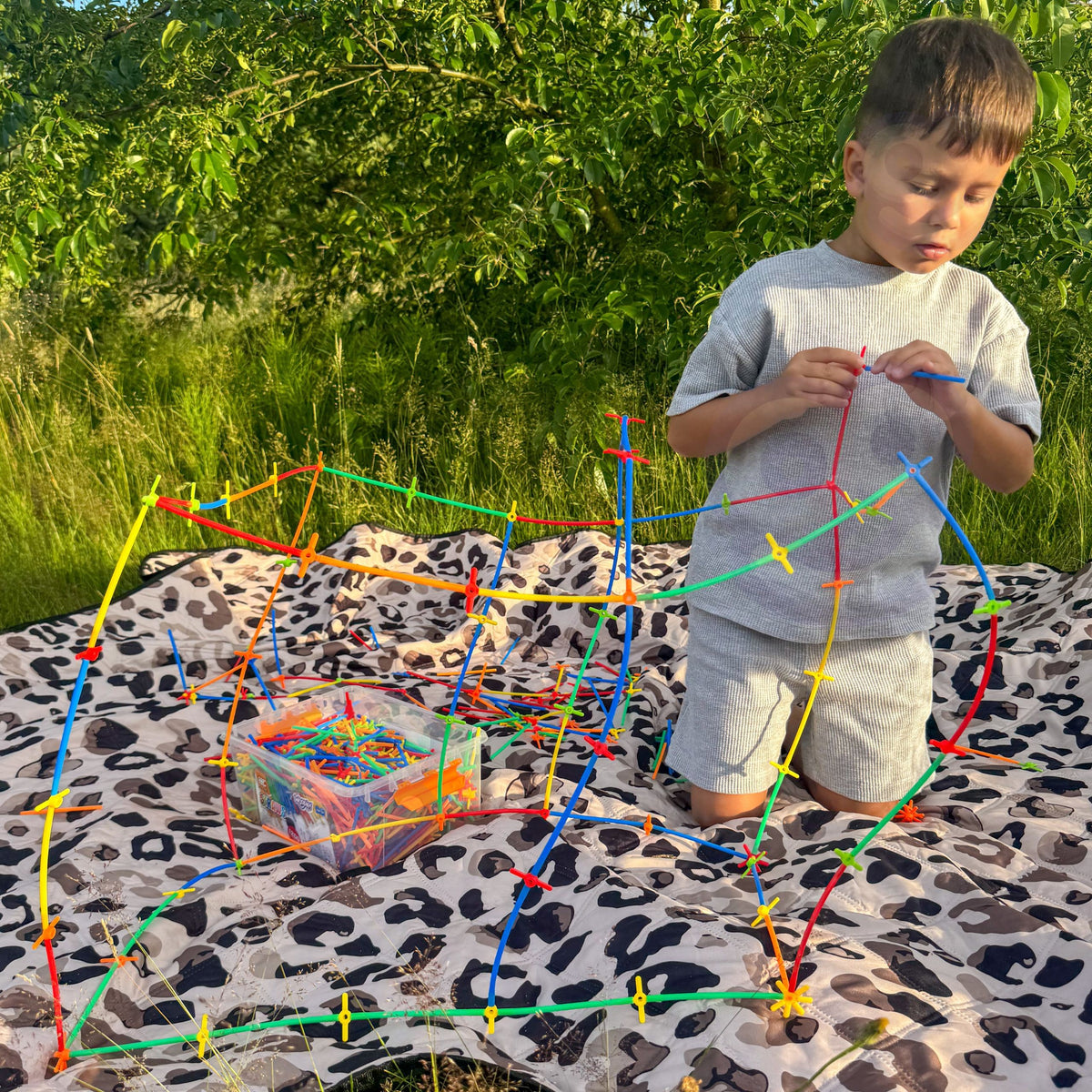 Woopie straw builder 1200 – resealable tub
