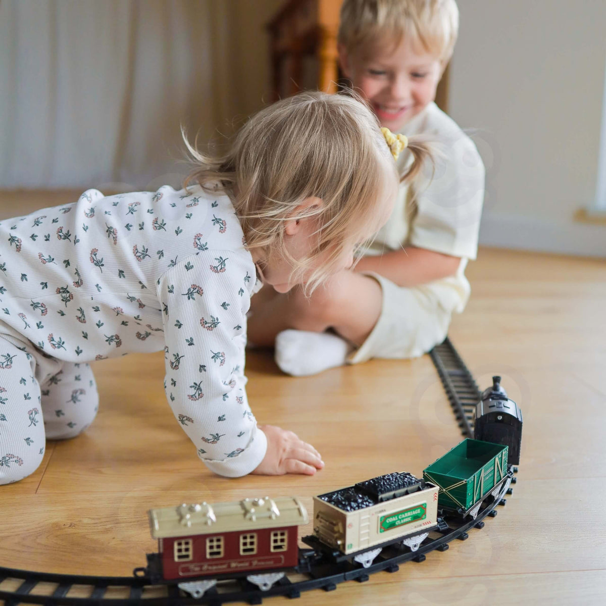 Woopie classic steam train – train set in its box