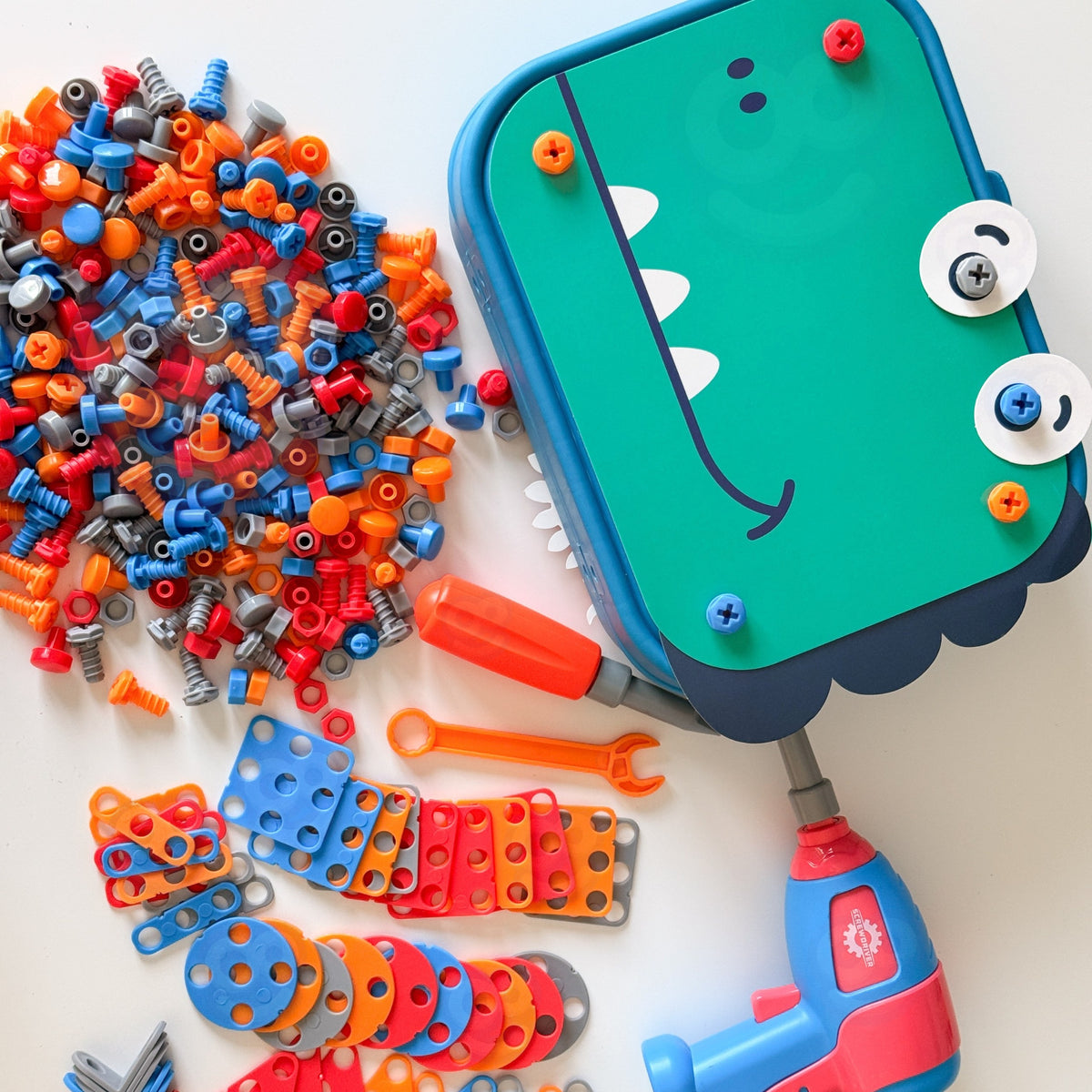 Woopie dinosaur screw set – case with screw board