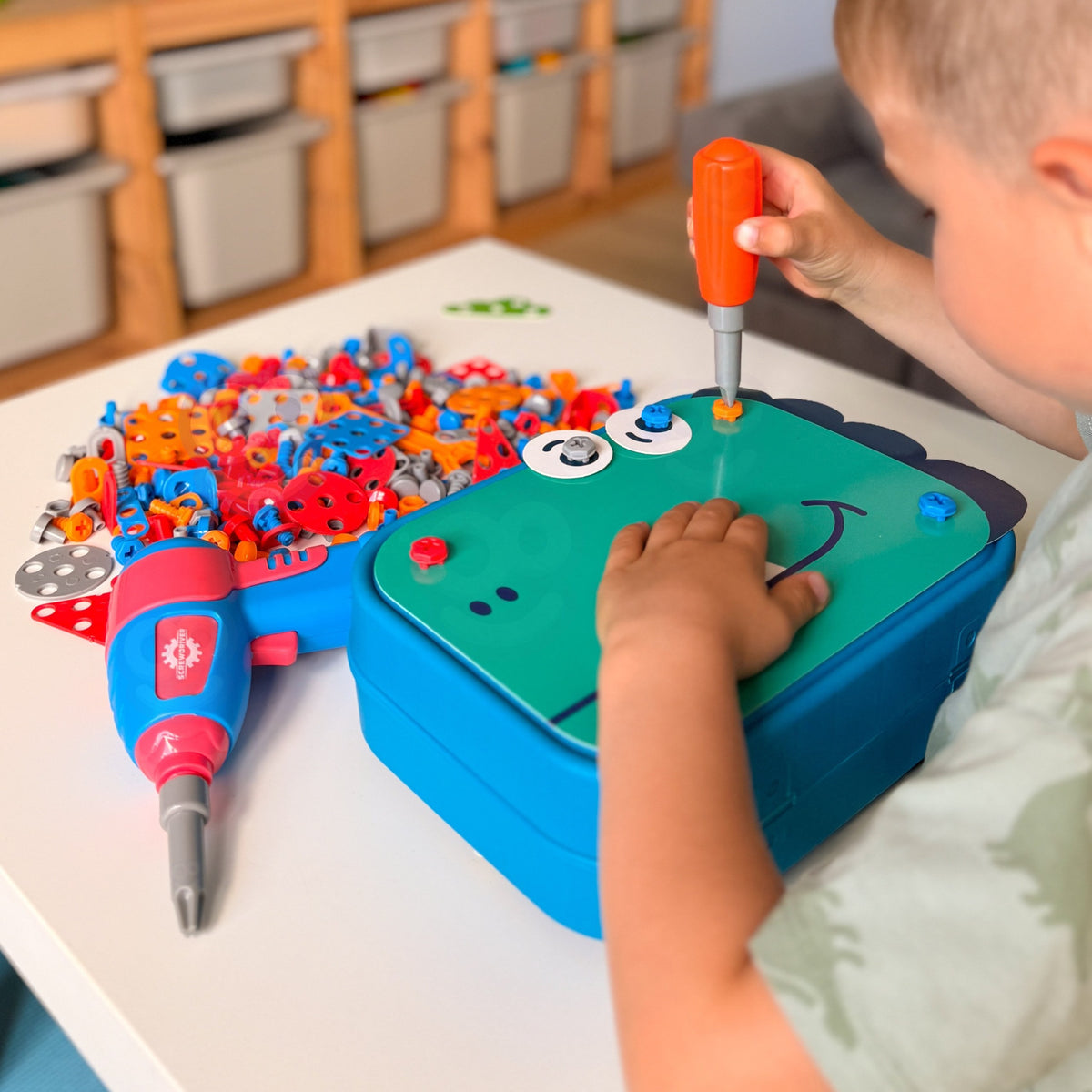 Woopie dinosaur screw set – coloured screws and blocks