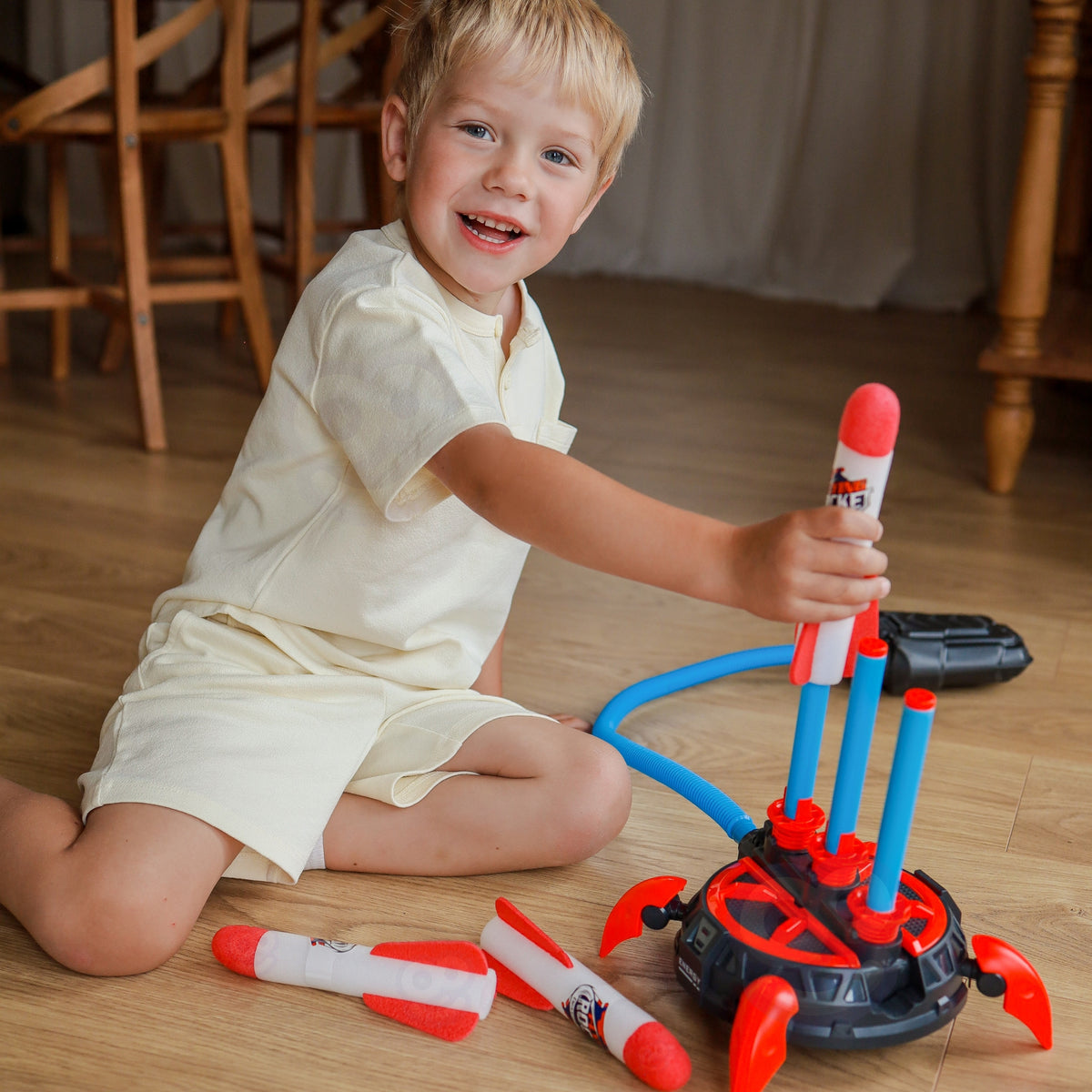 Rocket launcher set in its box – outdoor toy for 6+