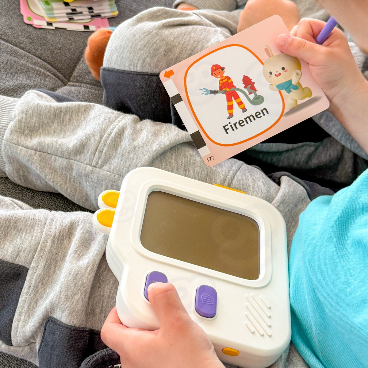 Woopie LCD planšete ar kartītēm – 120 izglītojošas kartītes