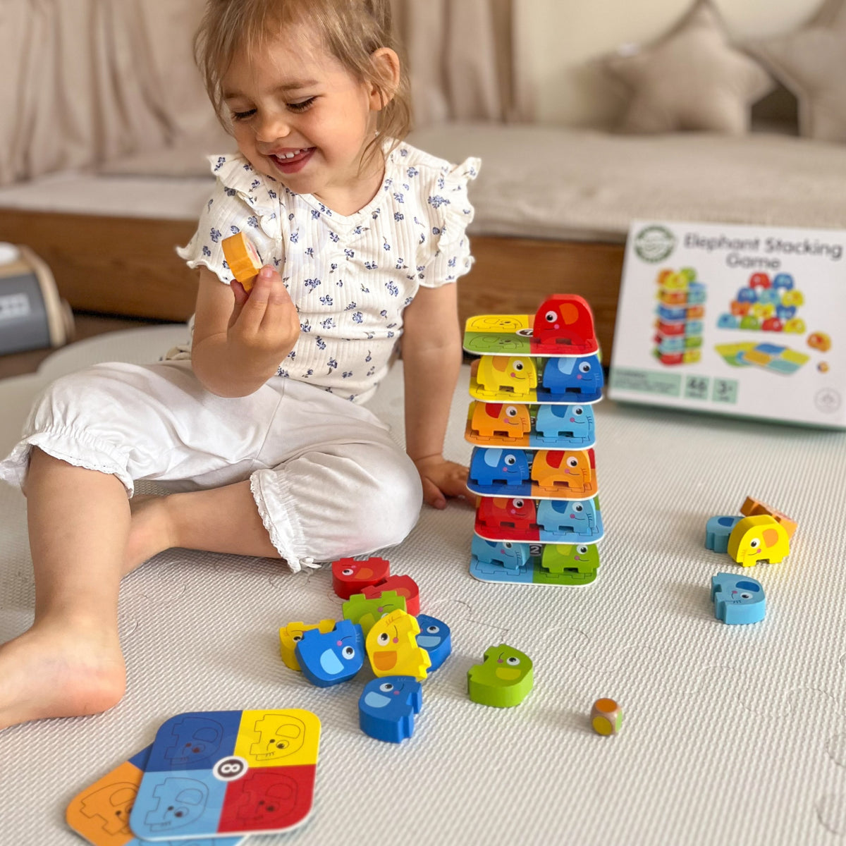 Elephant stacking game – build the tallest tower without toppling it