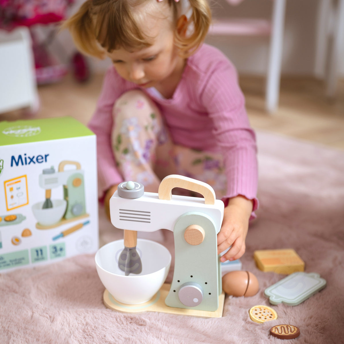 Woopie Green wooden mixer – rolling pin and baking tray