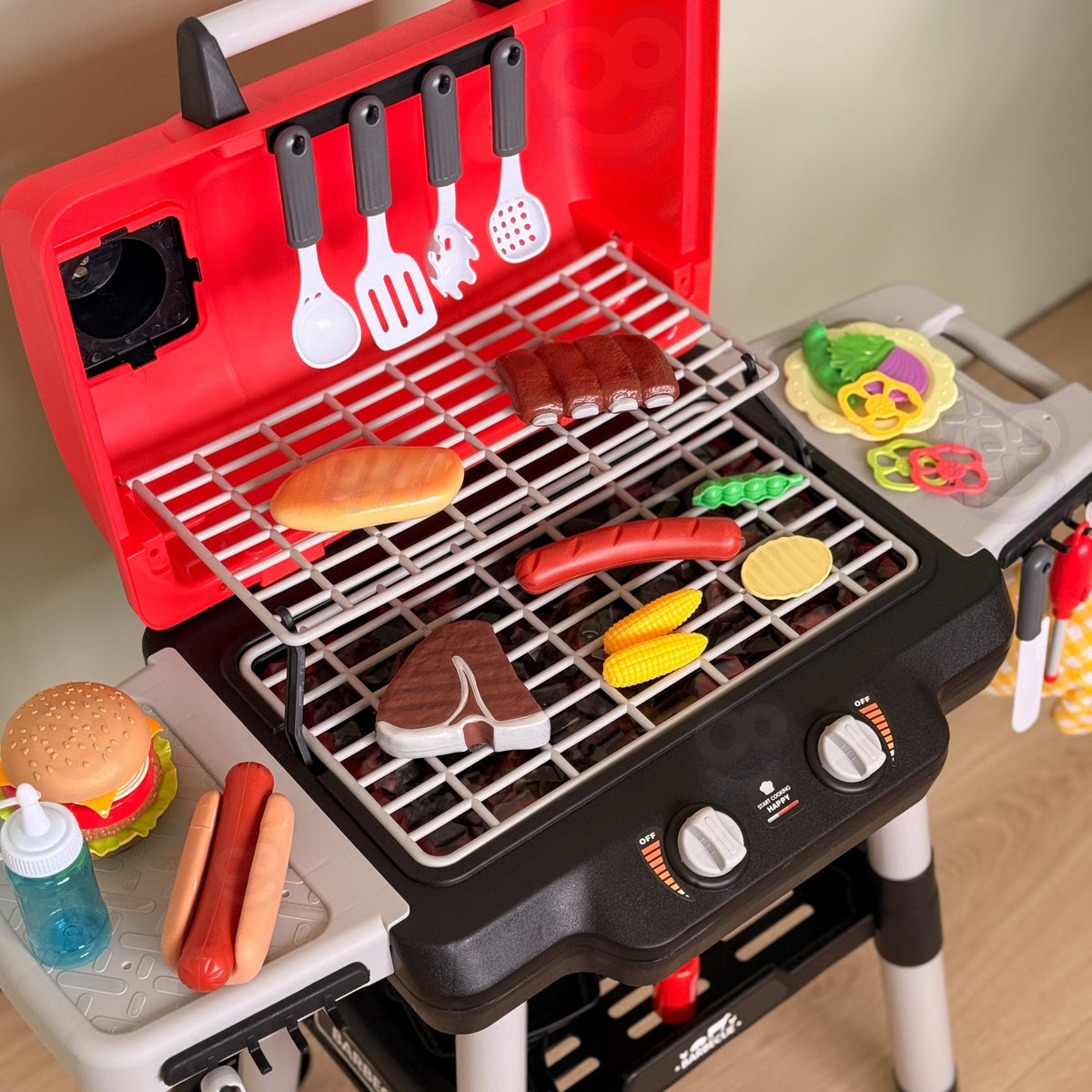 Woopie XL toy grill – sauces, tongs and oven glove