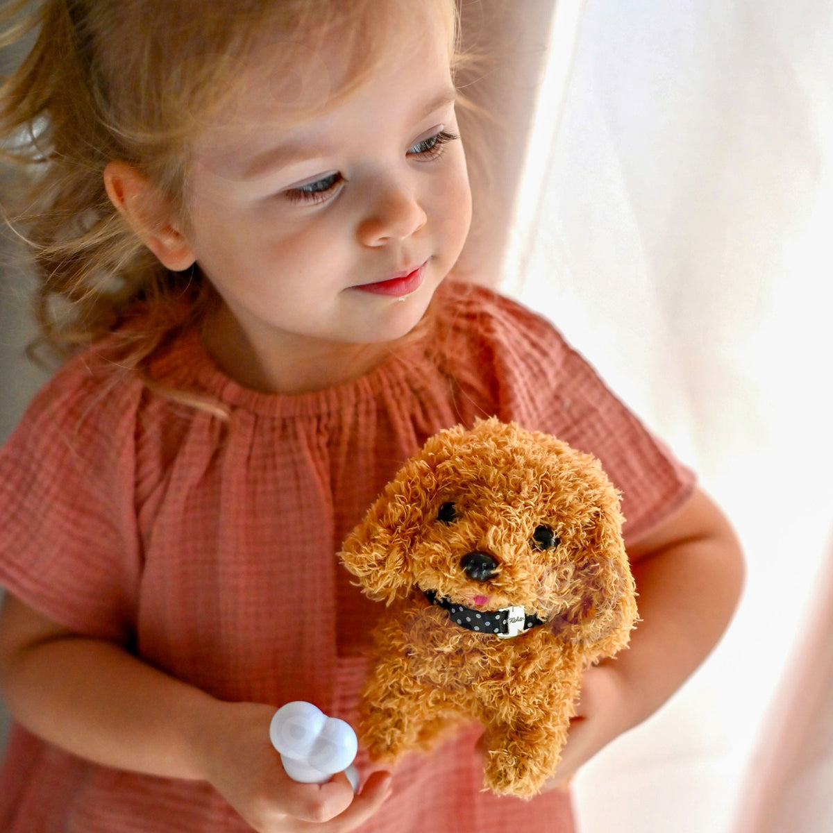 Woopie interactive poodle or husky – shaggy brown dog with collar