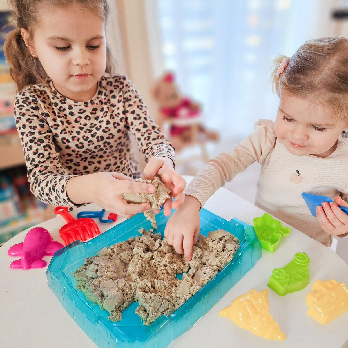 Woopie kinetic sand 0.5 kg – sand shaped with moulds