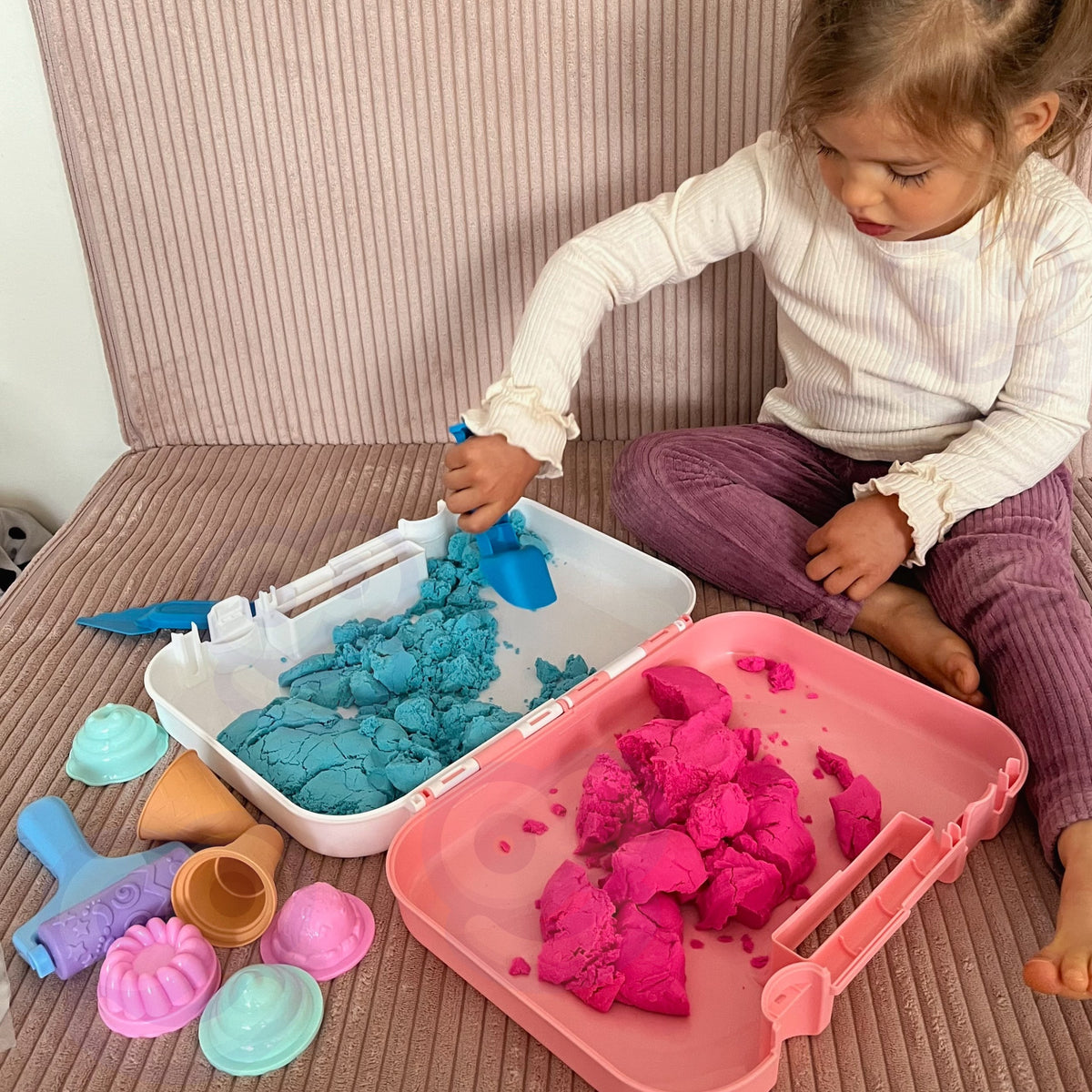 Kinetic sand ice cream set – blue and pink sand, 1 kg in total