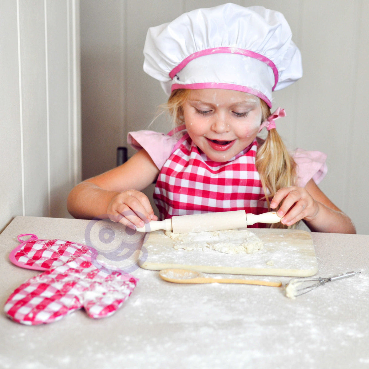 Kids' chef set – apron, hat and oven glove