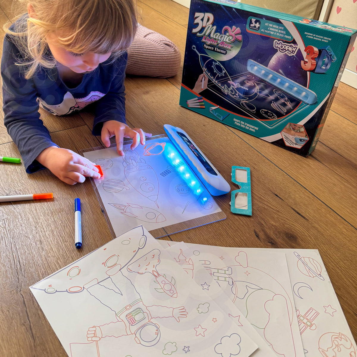 Neon markers and 3D glasses included with the board