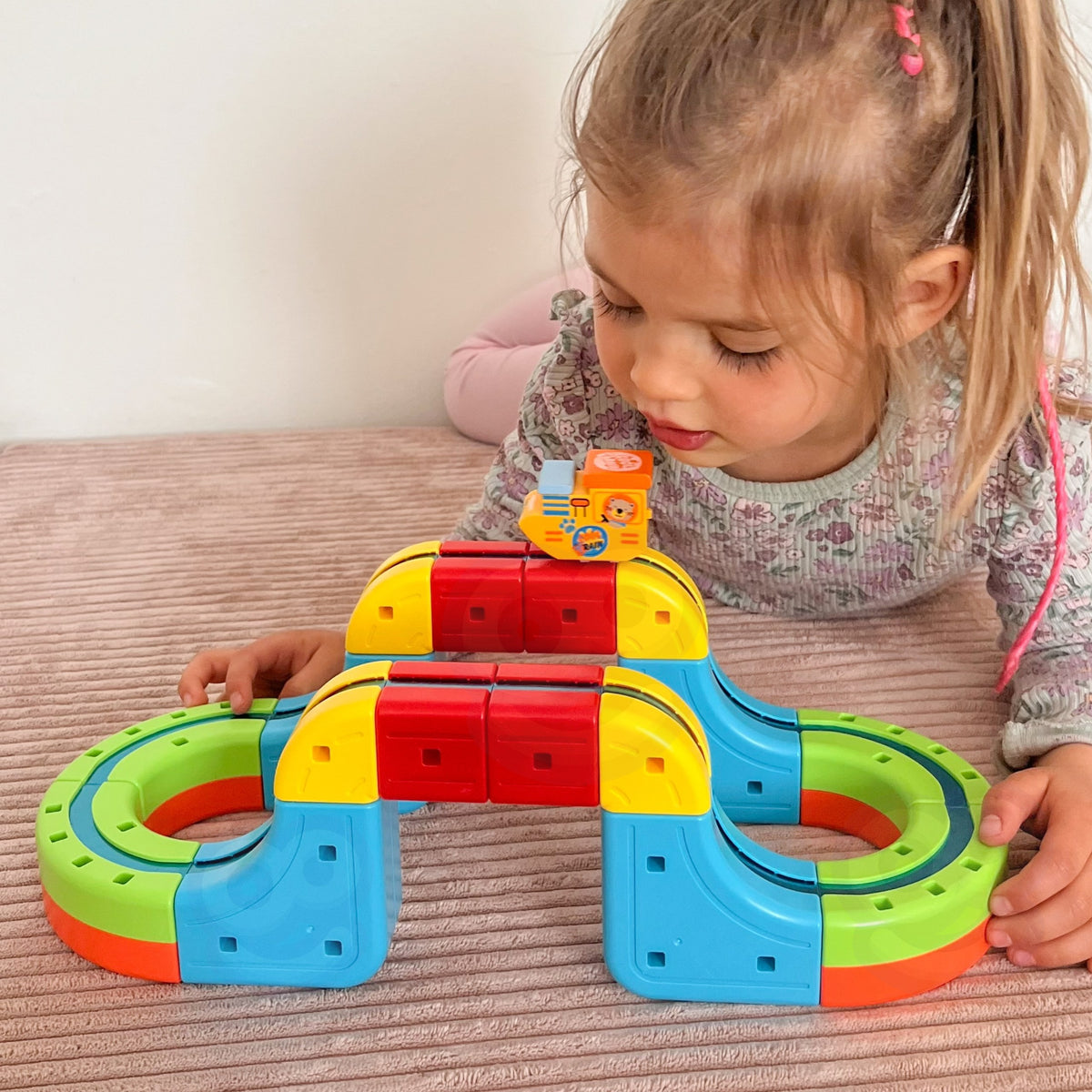 Woopie Magic Cube trase, 18 d. – auto brauc otrādi