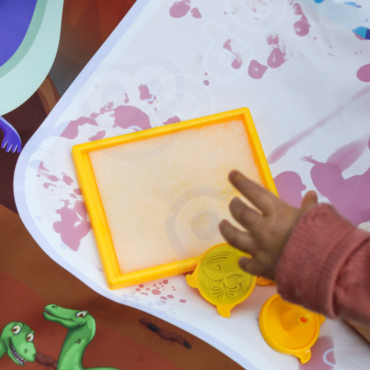 Woopie XXL dinosaur water mat – toddler drawing with water