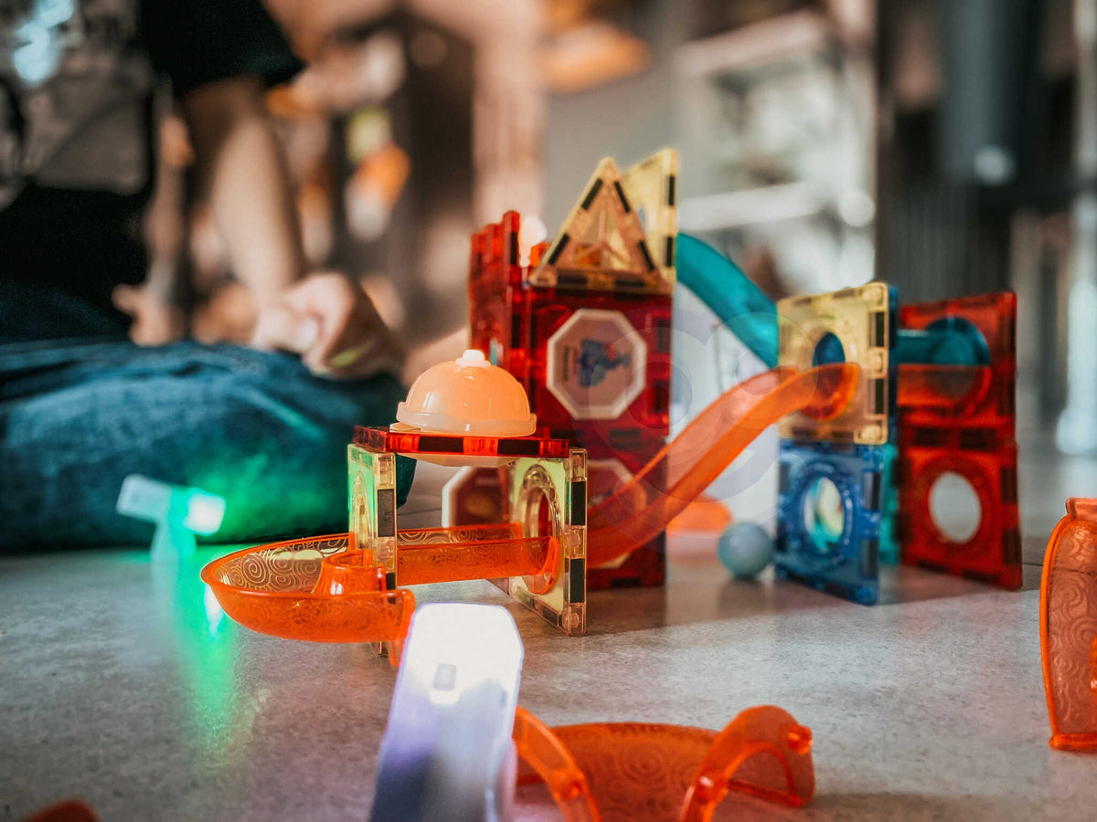 Woopie light-up marble run 75 – tall tower build