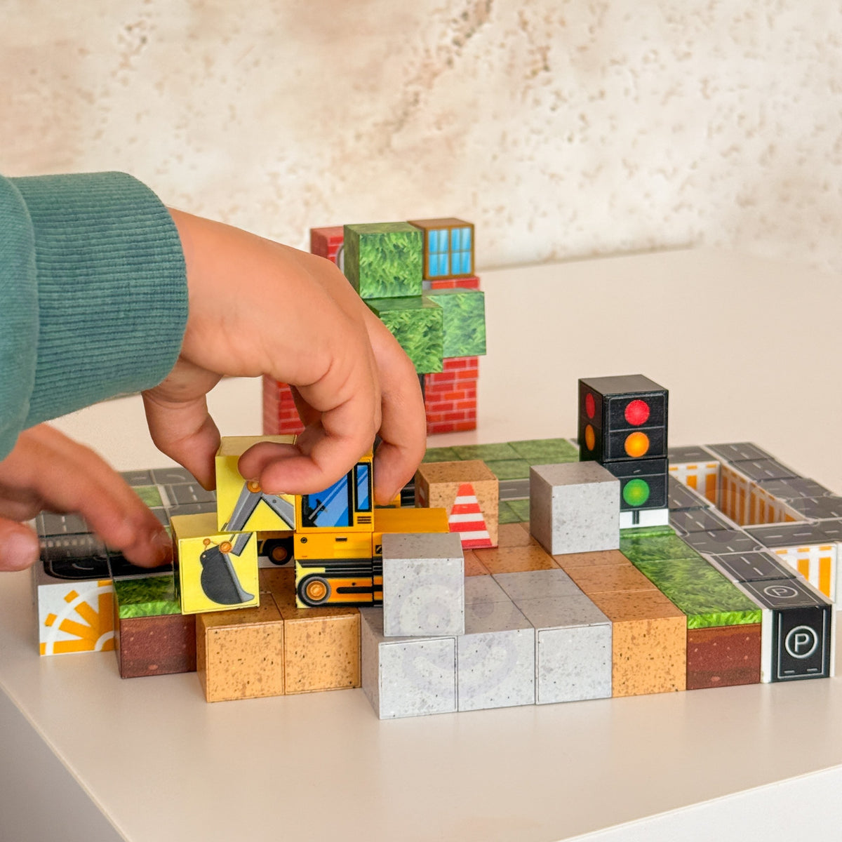 Woopie magnetic cubes building site – pixel construction site