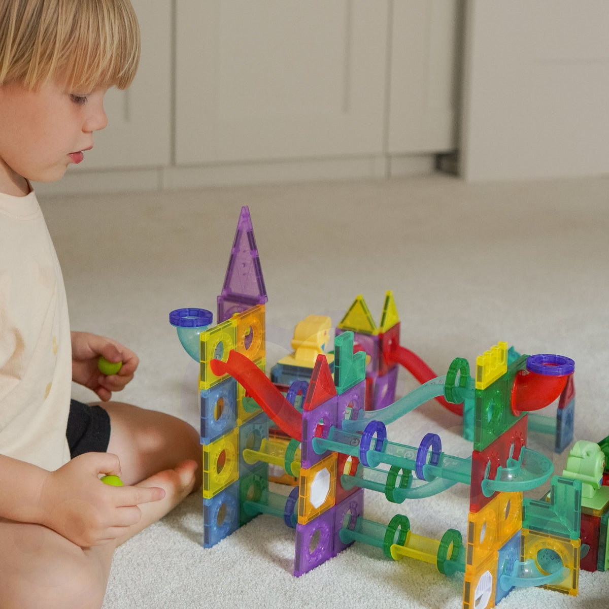 Woopie magnetic marble run 170 – multi-level marble run