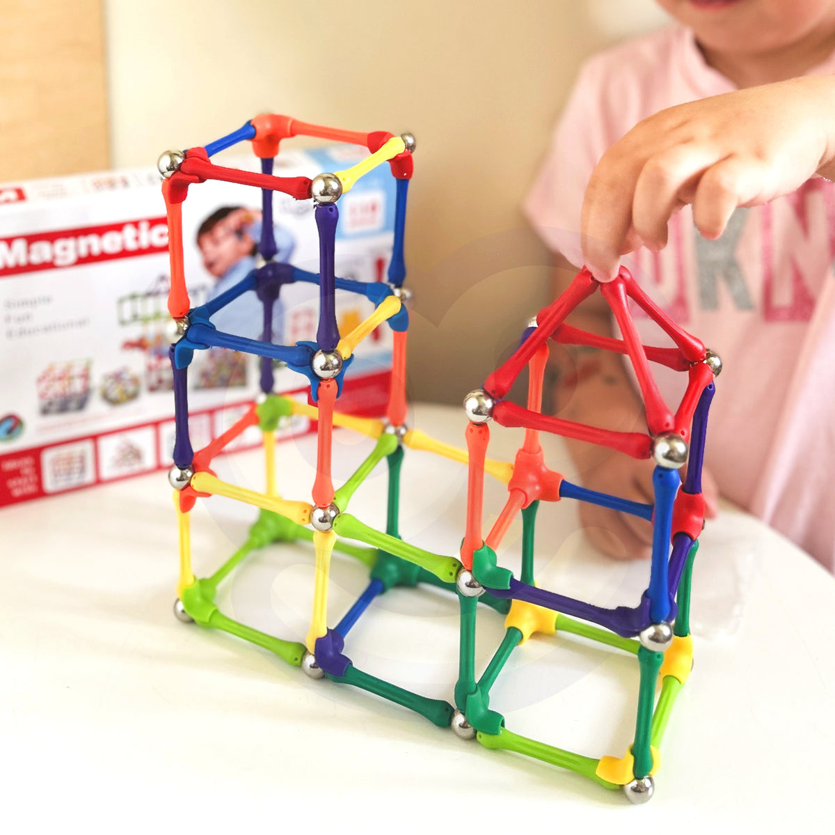 Magnetic construction set – 3D shapes and geometry for kids
