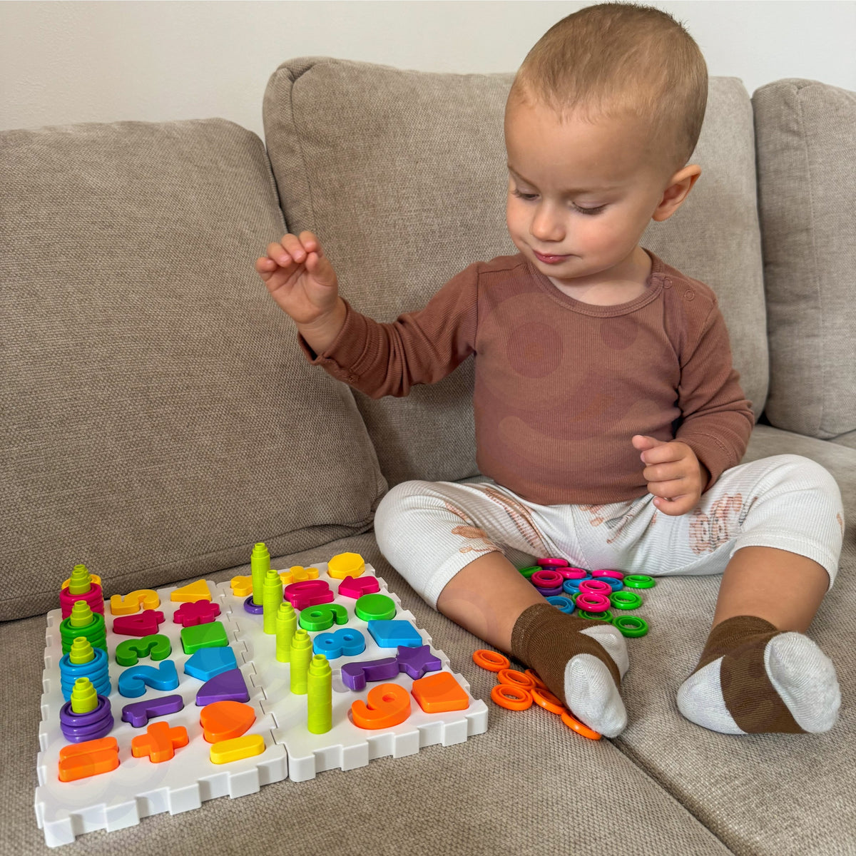 Woopie numbers and shapes sorter – learning board