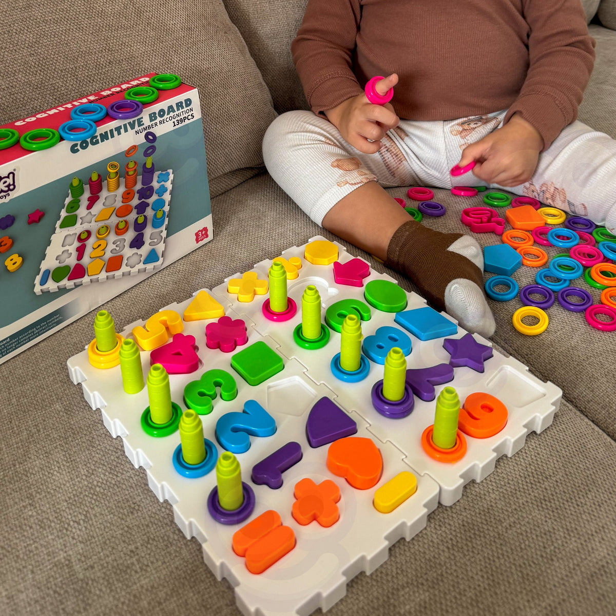 Woopie numbers and shapes sorter – numbers and signs