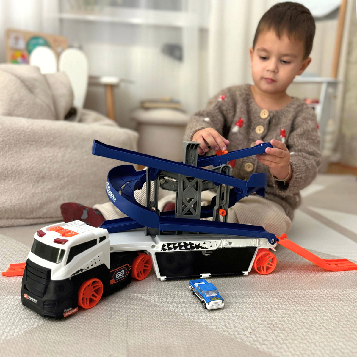 Woopie XL interactive truck – truck with opening side flaps